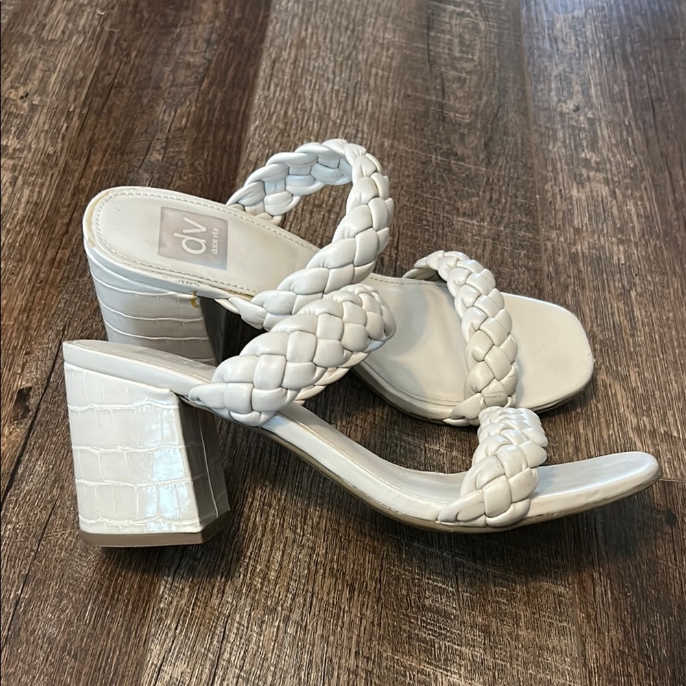 Dolce Vita White Braided Heels with Block Design - Picture 2 of 4